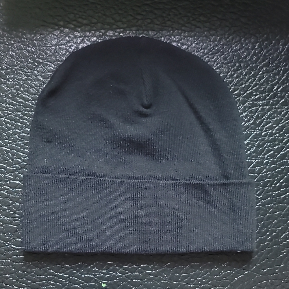 Arc'teryx Black Knit Hat Beanie - Picture 2 of 2